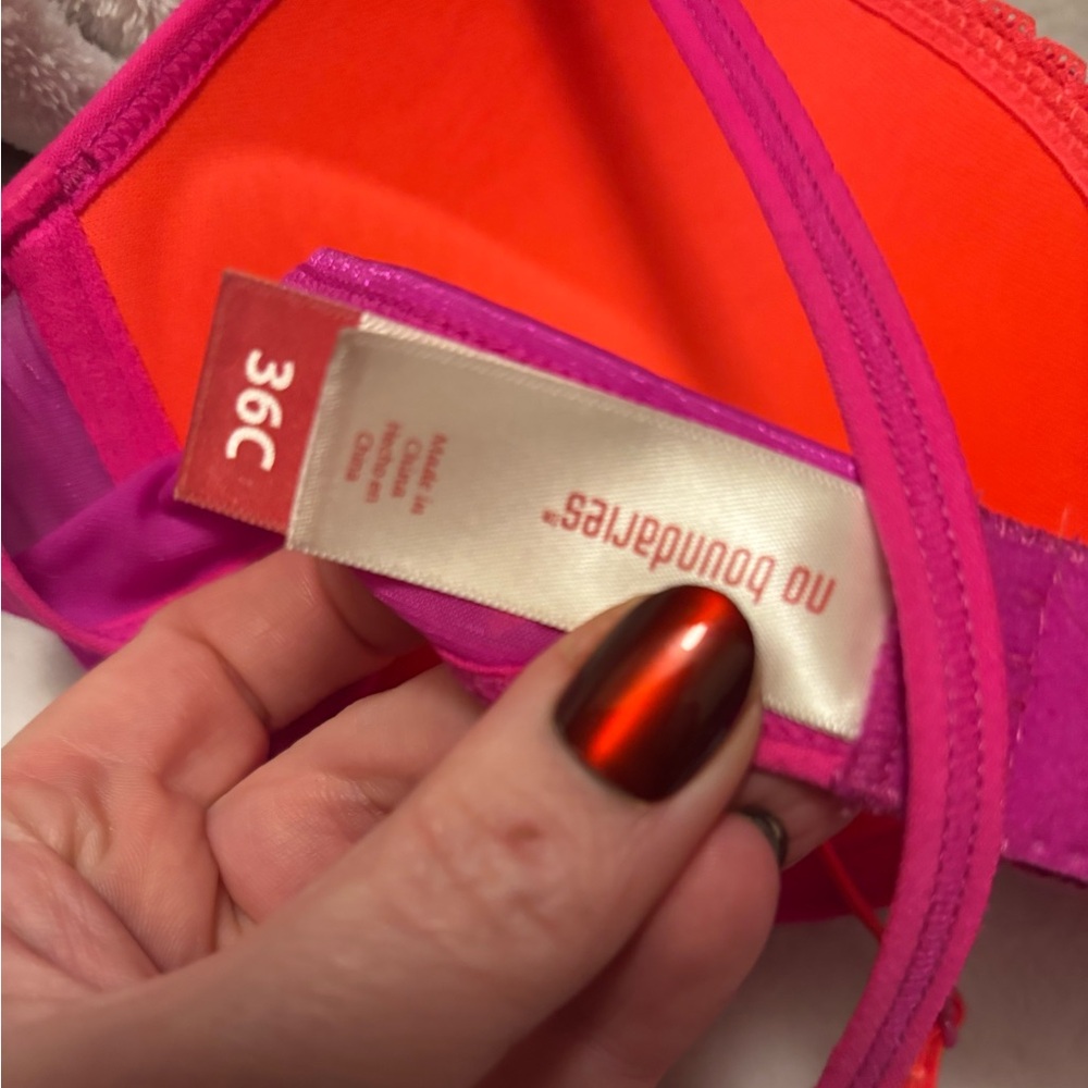 Pink shimmer bra💜 - Picture 3 of 3